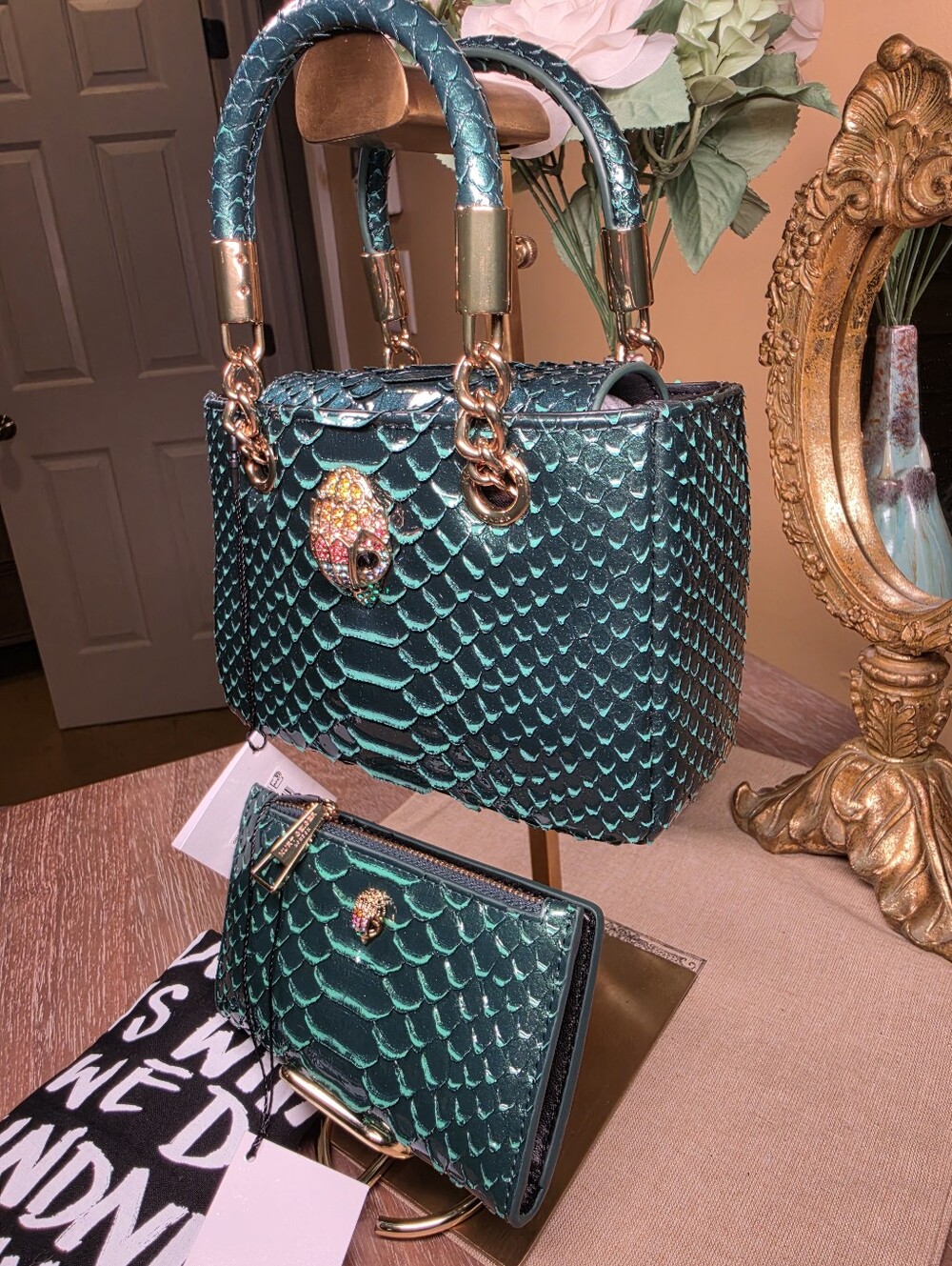 Kurt Geiger Green Snake-Embossed Crossbody Bag w/ Wallet NWT! (Retail $535) - Picture 8 of 16